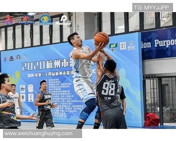 赛后分析:重庆篮球队与武汉篮球队灵活性对比及战术探讨 赛后分析:重庆篮球队与武汉篮球队灵活性对比及战术探讨